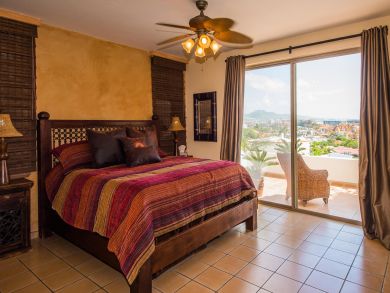 Six Bedroom Cool Luxury Villa
